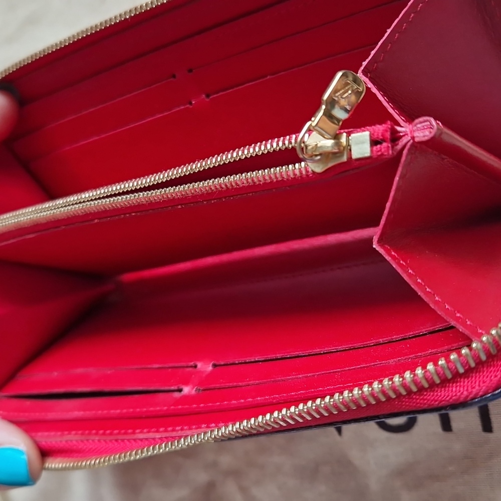 Louis Vuitton Red Wallet - Picture 2 of 8